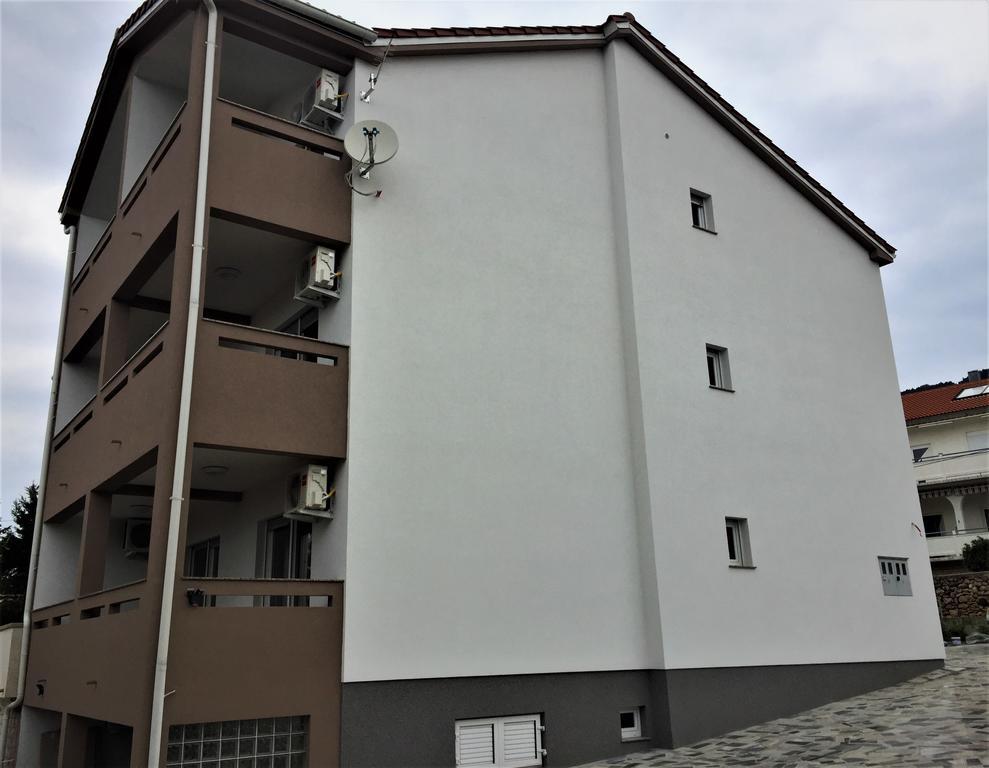 Apartmani Orhideja Rab Town Exterior foto