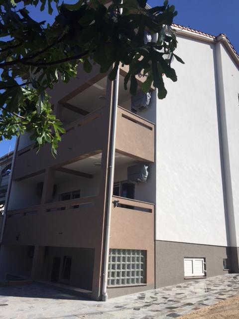 Apartmani Orhideja Rab Town Exterior foto
