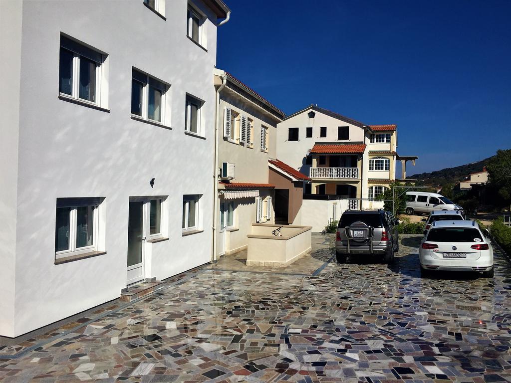 Apartmani Orhideja Rab Town Habitación foto